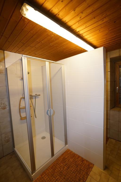 ノイシュティフト・イム・シュトゥーバイタールHaus Ruetzbachアパートメント エクステリア 写真